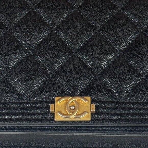 CHANEL Black Caviar Leather Wallet